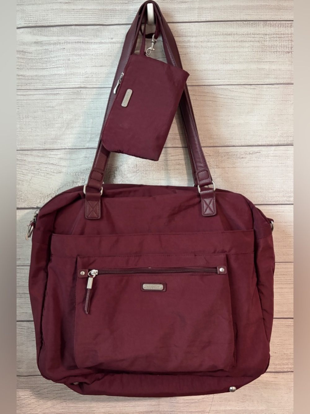 Baggallini Overnight Expandable Laptop Tote w/RFID Phone Wristlet, Eggplant